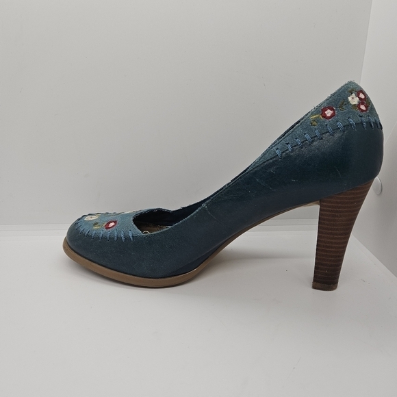 Seychelles teal leather and suede floral embroidered pumps size 10 - Picture 9 of 12